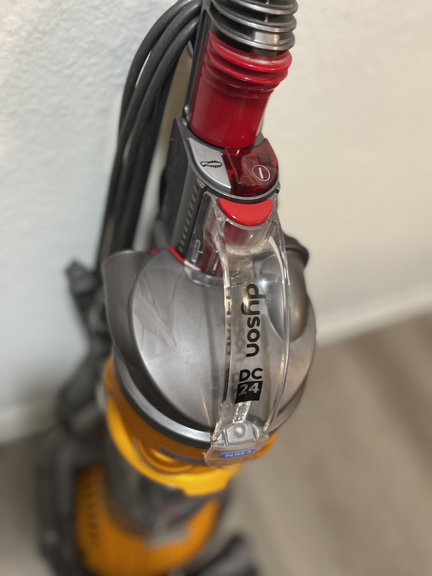 Dyson Vaccum DC24