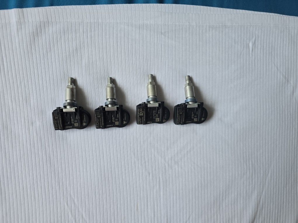 Tesla TPMS