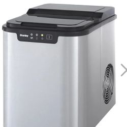 Brand new Danby 25 lbs. Countertop Ice Maker in Stainless Steel
