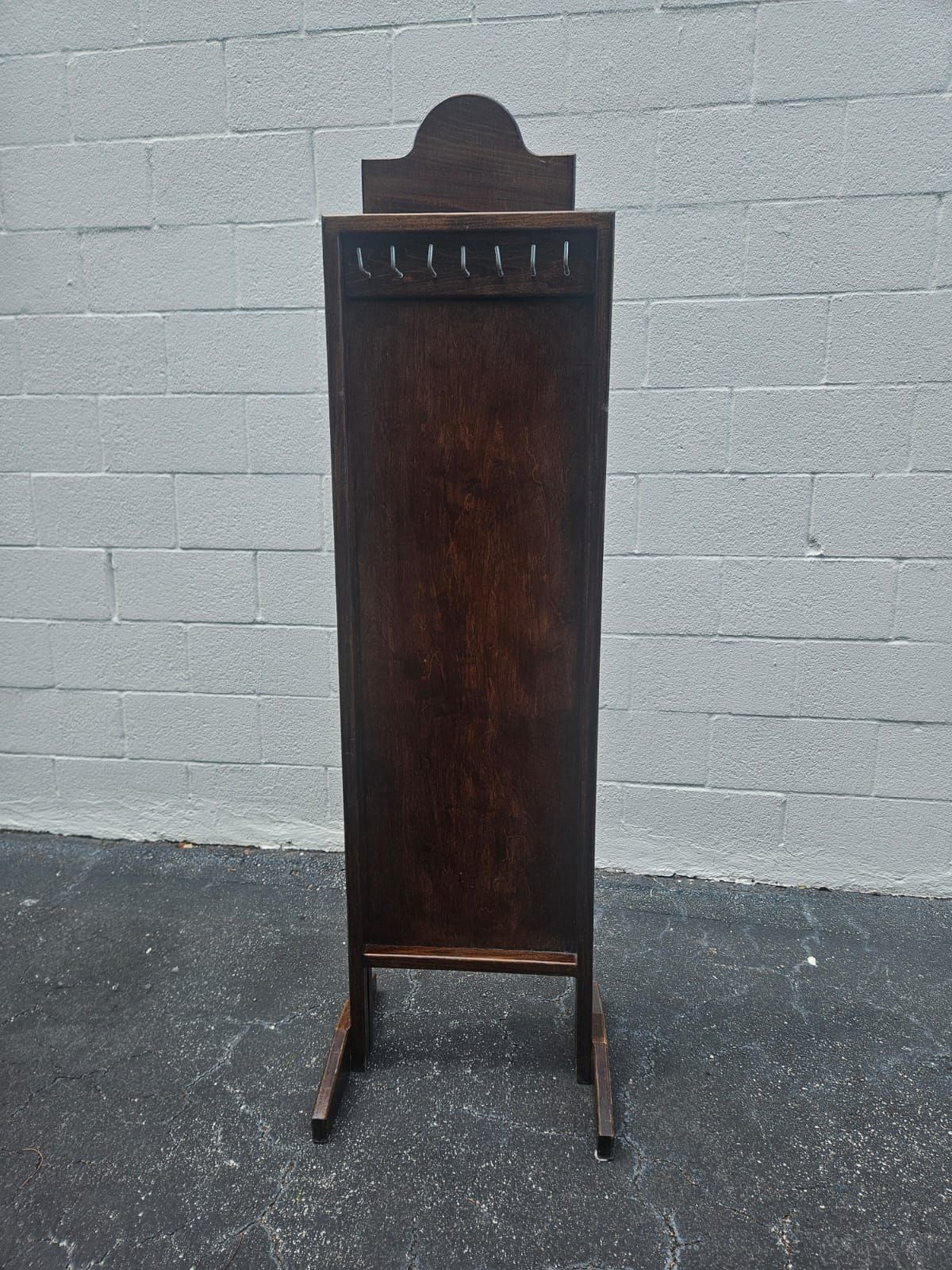 Vintage-Style Wooden Standing Belt / Accessory Display Rack
