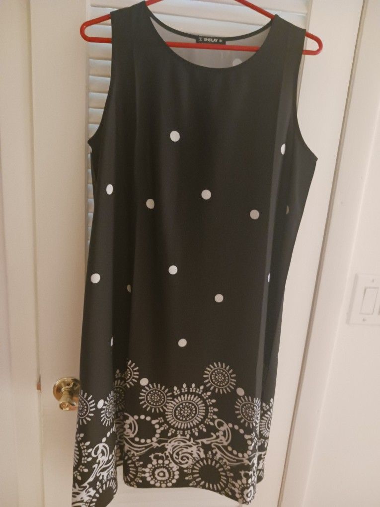 BLACK, WHITE POLKA DOTS & CIRCLES DESIGN, WOMEN'S DRESS, SZ LARGE, NWT!