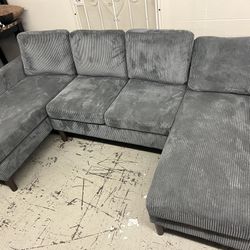 New Corduroy Duo Chase Sectional.  Grey.  58x100x58.  Free Delivery!