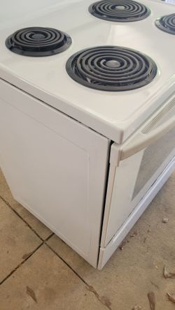 White Whirlpool RF369LXPQ Stove Oven