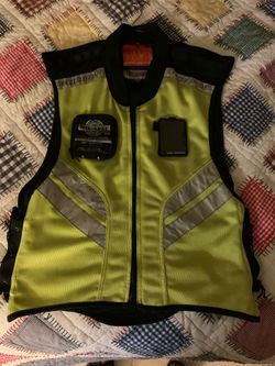 Motorcycle safety vest icon