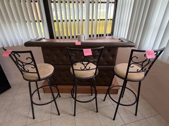Home Bar with 3 Bar Stools - Good Condition