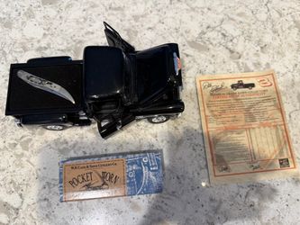 DALE EARNHARD 1955 CHEVY TRUCK/ CASE KNIFE. SCALE 1:24 with Certificate of authenticity and Case knife box.