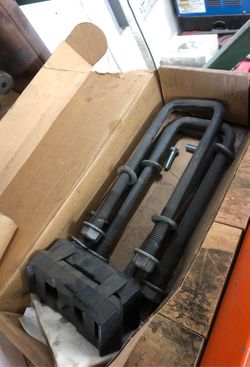 2011-2016 2500hd leveling blocks 2in