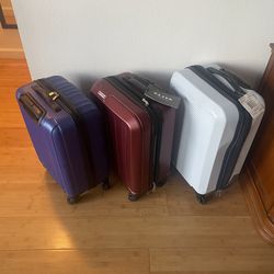 Elite Carry On Luggage