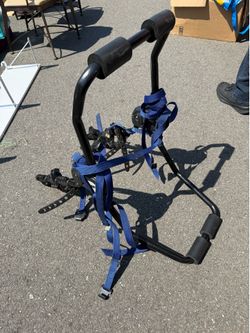 Bike rack for 3 bikes