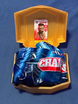 LA KNIGHT CHAMPS MINI COLLECTIBLE FIGURE