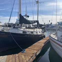 1985 island trader sailboat
