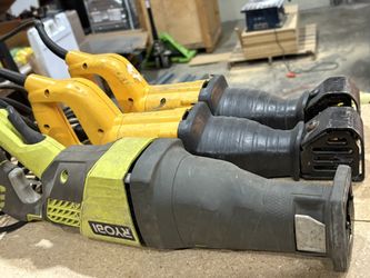 Reciprocating saws