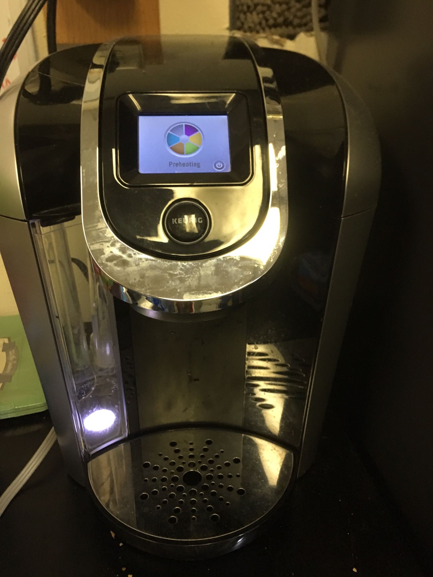 Keurig 2.0 with carafe and water filter like new