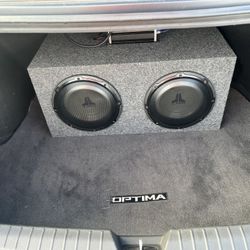 2 Jl 10s And Kicker Amp