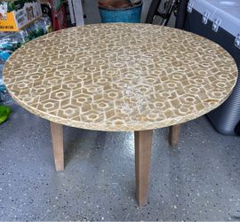 Pier 1 Imports Round Coffee Table – 30”