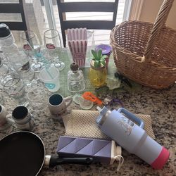 Kitchen Items 