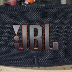 JBL Charge 5 