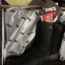 Totes Women’s Stadium Waterproof Boots – Black Size 12W, New in Box