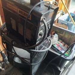 Wire feed welder