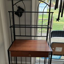 Pie Stand  Metal And Wood.  (Pending 