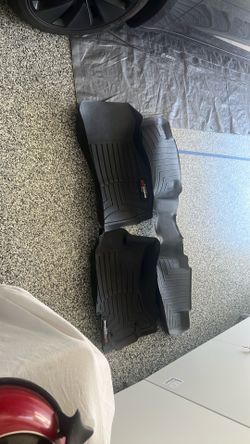 Subra car mat