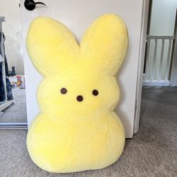 NEW Peeps Jumbo/Giant 3ft Plush Bunny Yellow