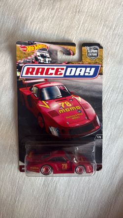 Hot Wheels Car Culture Race Day #78 Momo