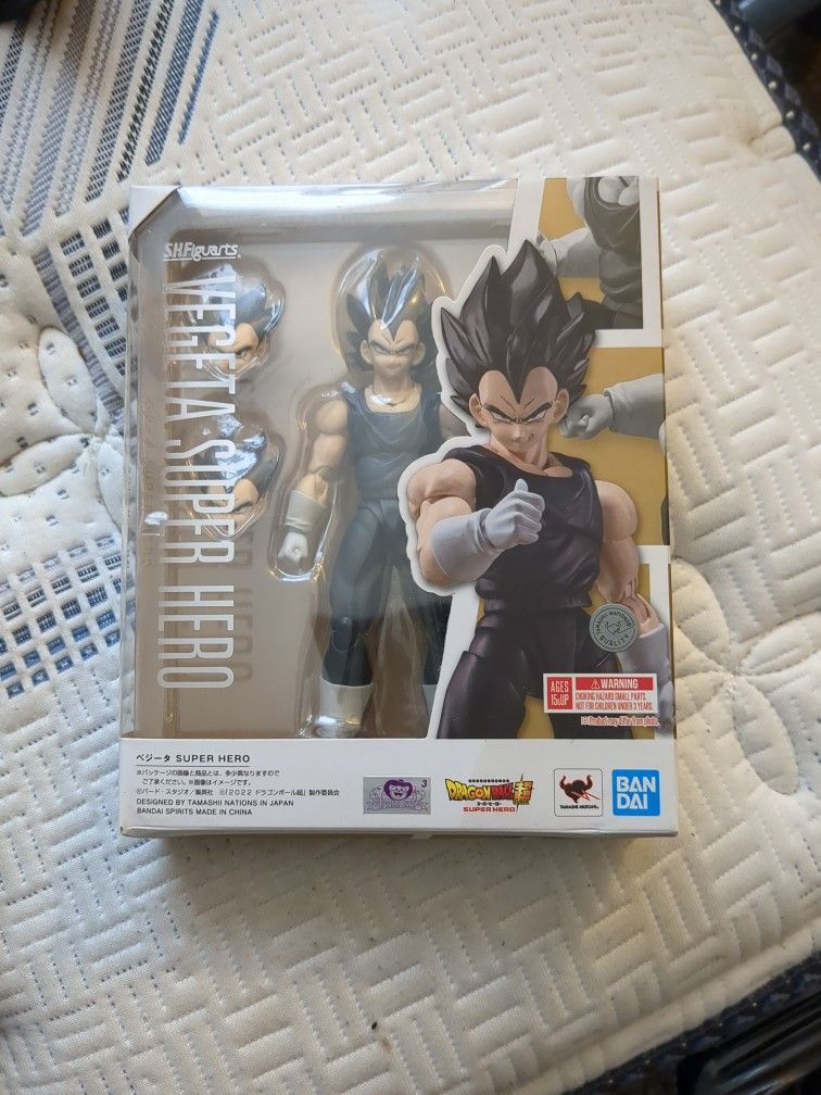 Vegeta Super Hero SHFiguarts