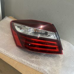 2016-2017 Honda Accord Left Tail Light 