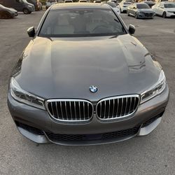 2018 BMW 7 Series 750i