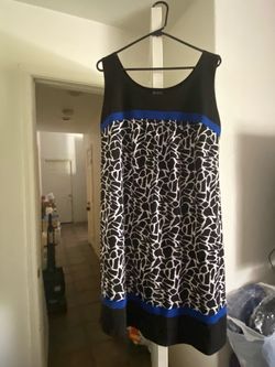 DRESS