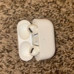 AirPods 4 With Charger 