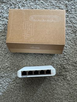 Ubiquiti UniFi 5-Port Network Switch Flex Mini