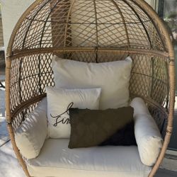 Outdoor Lounge Chair 