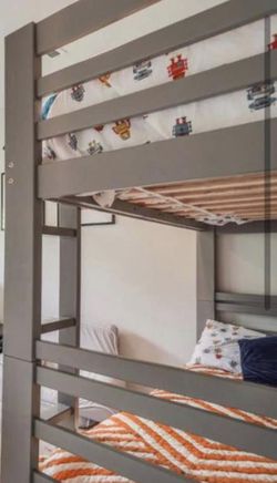 Bunk bed With Mattresses