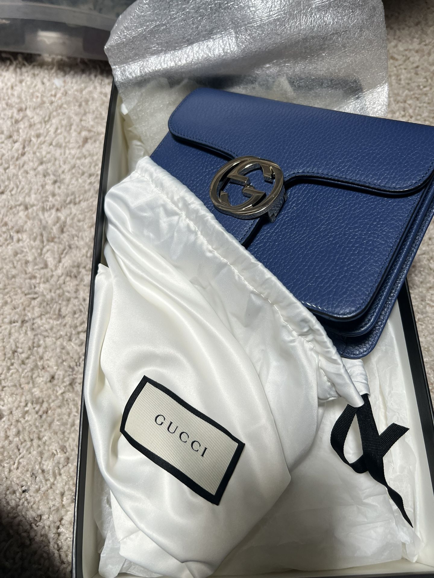 Gucci interlock shoulder