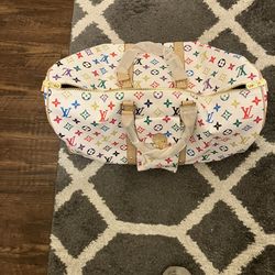 Louis V Bag White On White 