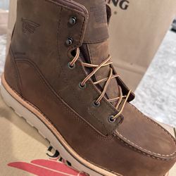 Red Wing Size 11/Wide 