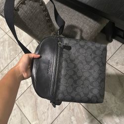 Coach side bag 