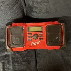 Milwaukee Job Site Radio