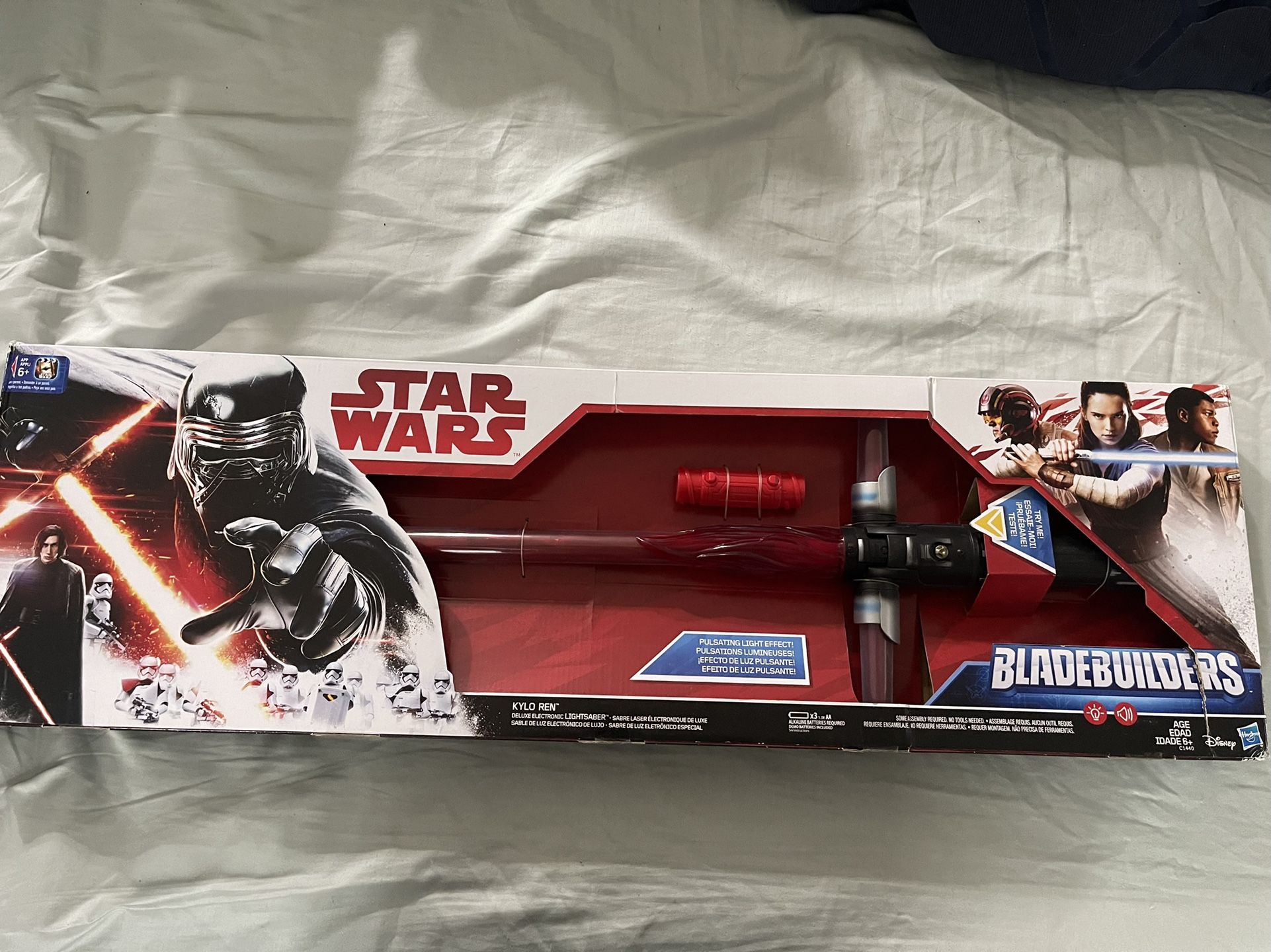 Star Wars Bladebuilders Kylo Ren Deluxe Electronic Lightsaber New