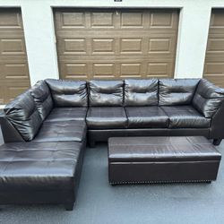 Couch/Sofa Sectional - Brown - Leather - Delivery Available 🚛