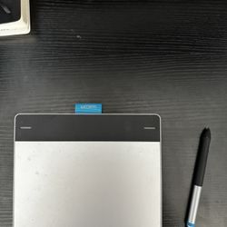 Wacom Intuos tablet and pen
