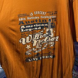 Willie Nelson t shirt