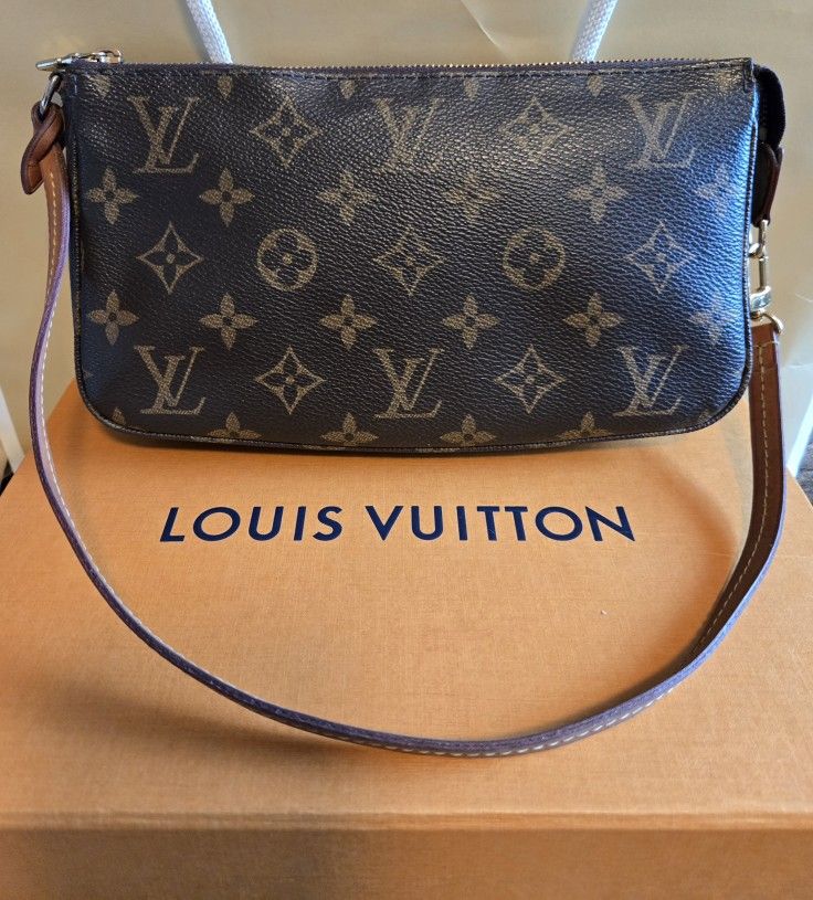 Louis Vuitton Pochette Shoulder Bag