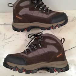 Men's HI-TEC Waterproof Hiking Boots Size 8W