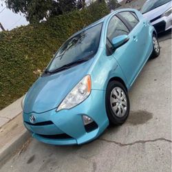 2013 Toyota Prius C