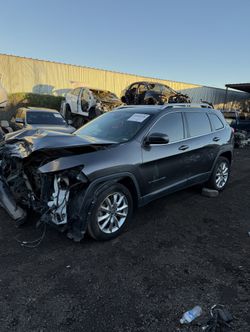 2015 jeep cherokee parts only