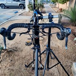 2024 cannondale topstone gravel roadbike size 56cm large shimano sora like new..