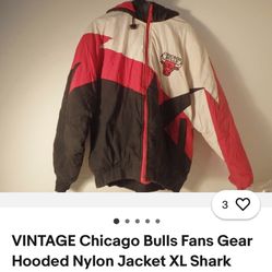 Chicago Bulls Fans Gear Bomber Jacket